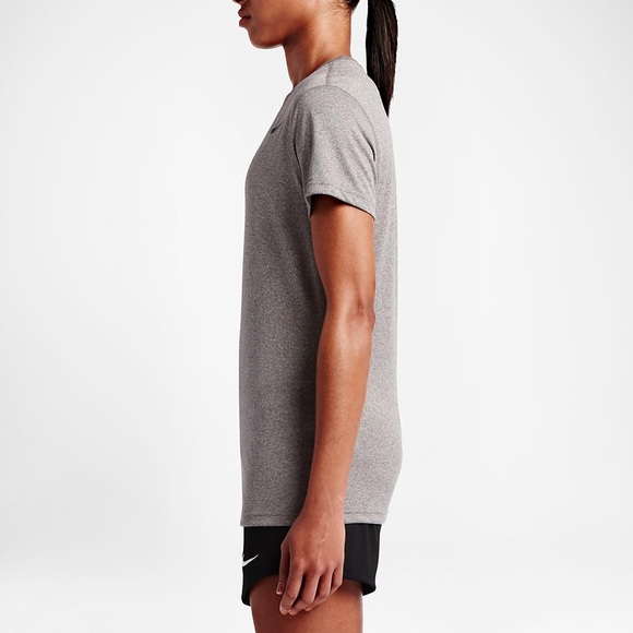 Women’s Nike Dri-Fit Legend Training Top, Medium NWT - Picture 6 of 6